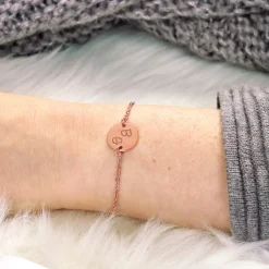 Armband Rosegold mit runder Plakette - Initialen