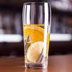 Eiswürfel Patronen aus Metall