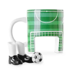 Fußball Tasse mit Fingerschuhen und Ball