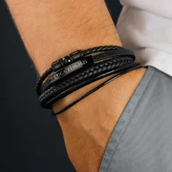 Geflochtenes Lederarmband mit Beads Schwarz - mit Gravur