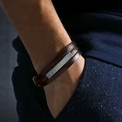 Gewickeltes Lederarmband braun - Geokoordinaten