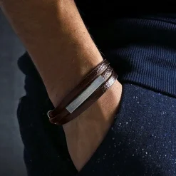 Gewickeltes Lederarmband braun - Name