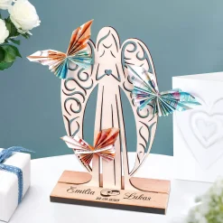 Großer Geldengel aus Holz mit Gravur zur Hochzeit - Ringe