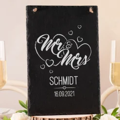 Große Schiefertafel mit Gravur - Mr and Mrs