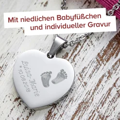 Herzanhänger Silber graviert mit Kette - Babyfüße