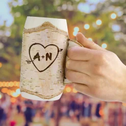 Holz Bierkrug mit Gravur - Amors Pfeil - Personalisiert