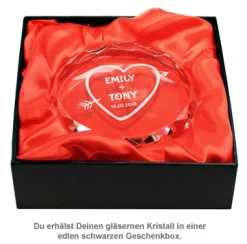 Kristall mit Gravur - Amors Pfeil