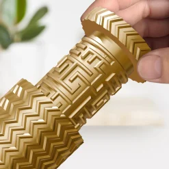 Labyrinthbox Röhre – Kniffelige Geschenkverpackung für Geld & Gutscheine - Gold