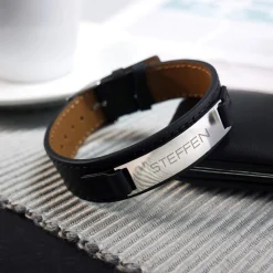 Lederarmband schwarz - Name