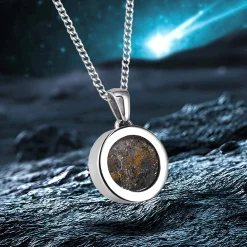 Meteorit Anhänger - Echter Sternenschmuck
