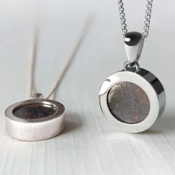 Meteorit Anhänger - Echter Sternenschmuck