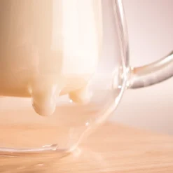 Milchkännchen aus Glas