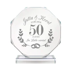 Personalisierter Glaspokal mit Facettenschliff zur Goldhochzeit - 50 Jahre