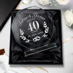 Personalisierter Glaspokal mit Facettenschliff zur Rubinhochzeit - 40 Jahre