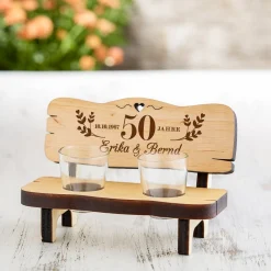 Personalisierte Schnapsbank zur goldenen Hochzeit