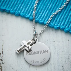 Runder Kettenanhänger mit Kreuz Silber - Name und Datum