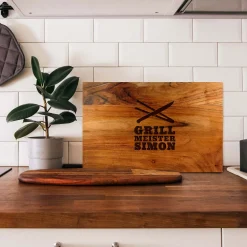 Schneideblock Akazie mit Griffmulden - Grillmeister Gravur