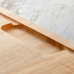 Schneidebrett mit Gravur - Liebe geht durch den Magen