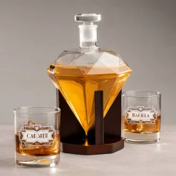 Set mit Diamant Karaffe und 2 Whiskygläsern mit Gravur