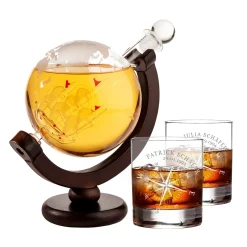 Set mit Globus Karaffe und 2 Whiskygläsern - Kompass Gravur