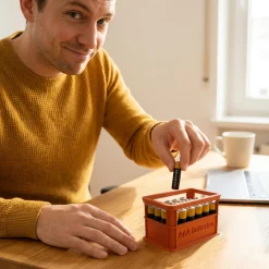 Stapelbare Aufbewahrungsbox für Batterien AAA - 2er Set Bierkasten Rot