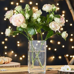 Vase zur Hochzeit - Kreis aus Herzen Gravur