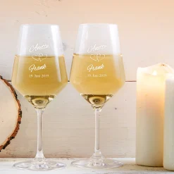 Weißweingläser zur Hochzeit