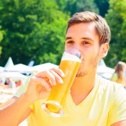 Weizenglas mit Gravur - Frauenfußball