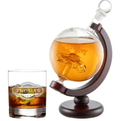 Whiskyset Globus Karaffe Auto und Whiskyglas mit Gravur - Banderole